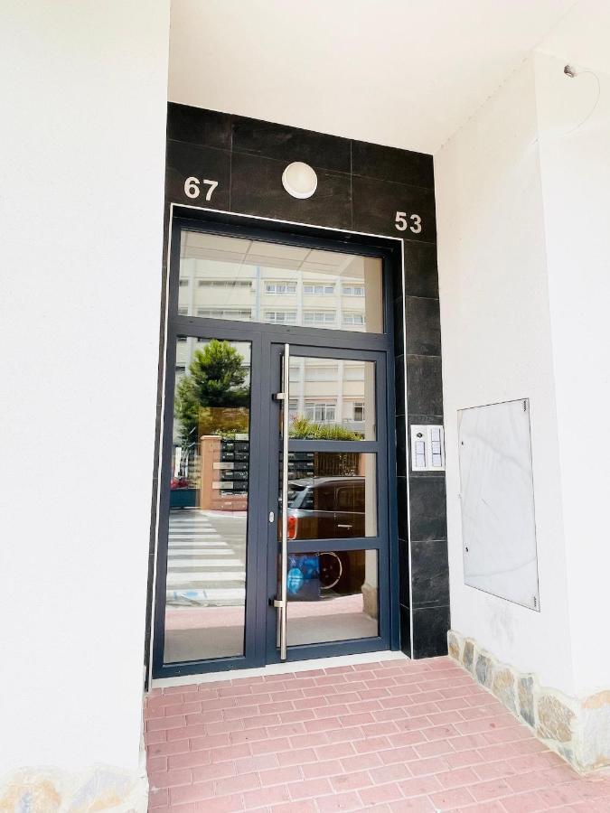 Luxury Apartment Torrevieja Bagian luar foto